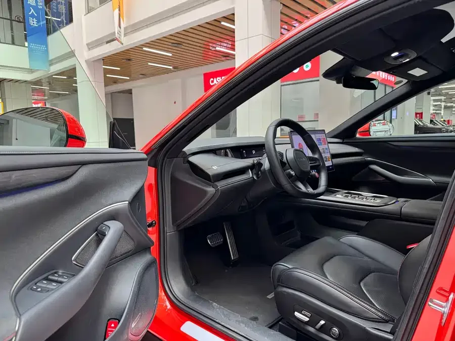 Xiaomi SU7 Xiaomi SU7 2024 four-wheel drive ultra-long battery life high-end intelligent driving Max version 2024 — миниатюра 3