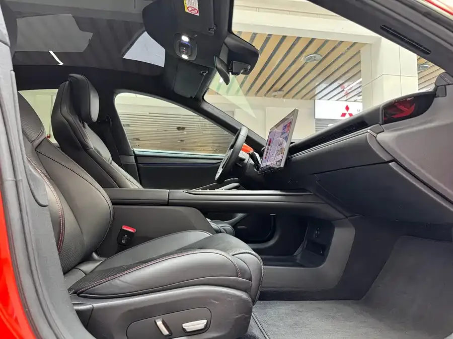 Xiaomi SU7 Xiaomi SU7 2024 four-wheel drive ultra-long battery life high-end intelligent driving Max version 2024 — миниатюра 5