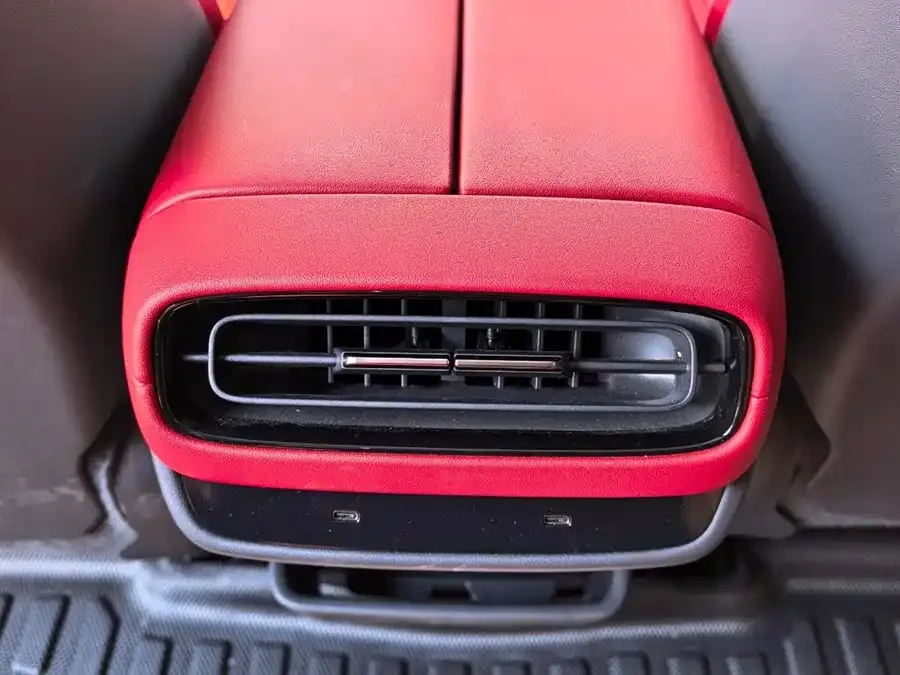 Xiaomi SU7 Xiaomi SU7 2024 rear-wheel drive long-range advanced intelligent driving Pro version 2024 — миниатюра 4