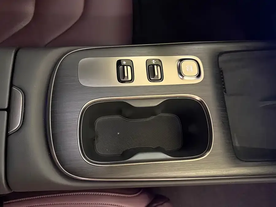 Xiaomi SU7 Xiaomi SU7 2024 rear-wheel drive long-range smart driving version 2025 — миниатюра 5