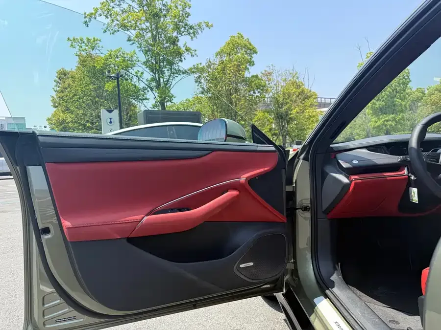 Xiaomi SU7 Xiaomi SU7 2024 rear-wheel drive long-range smart driving version 2025 — миниатюра 3
