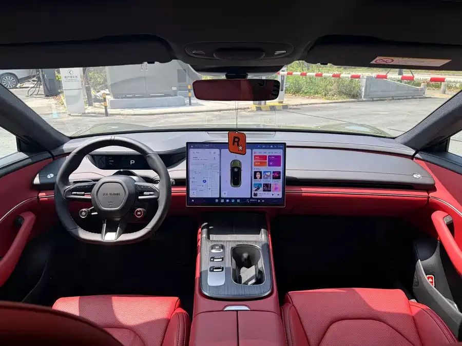 Xiaomi SU7 Xiaomi SU7 2024 rear-wheel drive long-range smart driving version 2025 — миниатюра 4