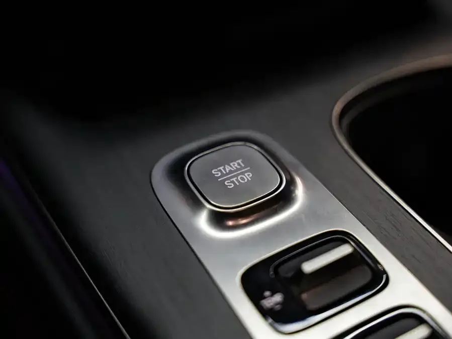 Xiaomi SU7 Xiaomi SU7 2024 four-wheel drive ultra-long battery life high-end intelligent driving Max version 2025 — миниатюра 3