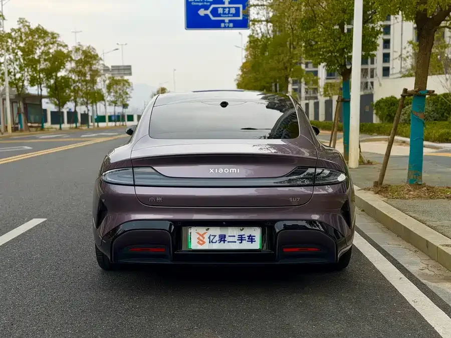 Xiaomi SU7 Xiaomi SU7 2024 rear-wheel drive long-range smart driving version 2025 — миниатюра 2