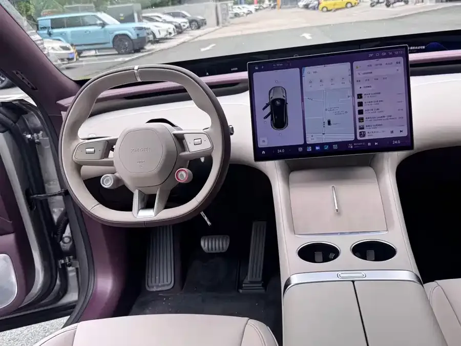 Xiaomi YU7 Xiaomi YU7 2025 Ultra-Long-Range 4WD Pro Edition 2026 — миниатюра 3
