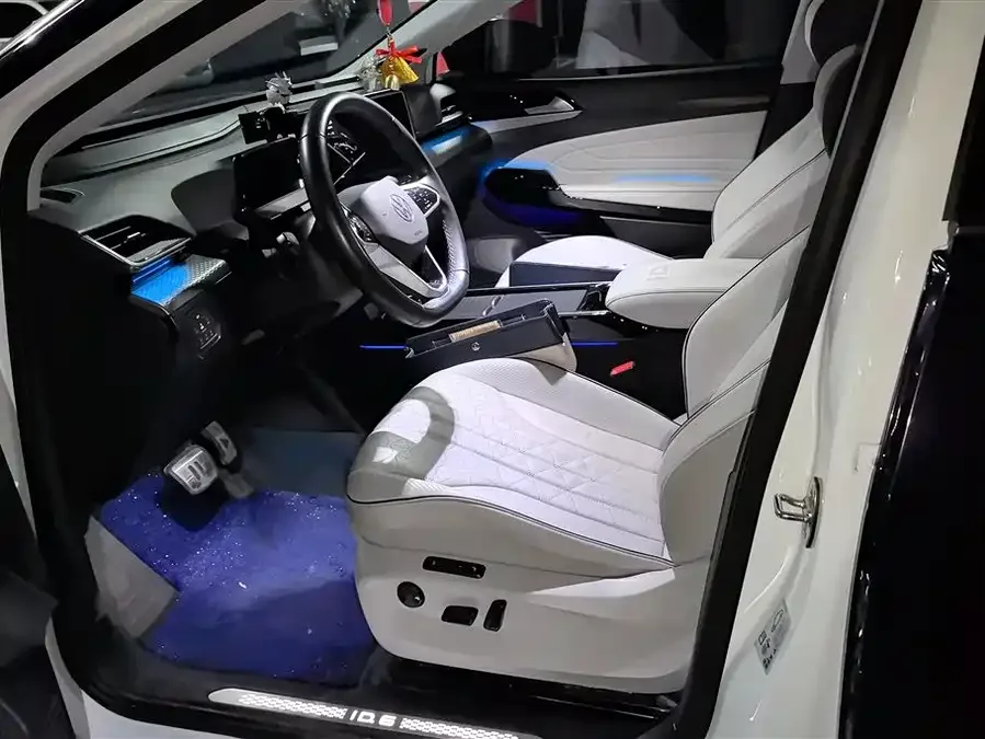 Volkswagen ID.6 X ID.6 X 2023 Upgraded Power 4WD Edition 2023 — миниатюра 3