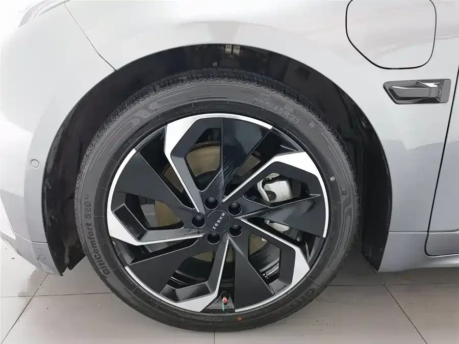 Zeekr 001 Zeekr 001 2022 Ultra-Long-Range Single-Motor WE Edition 2022 — миниатюра 5