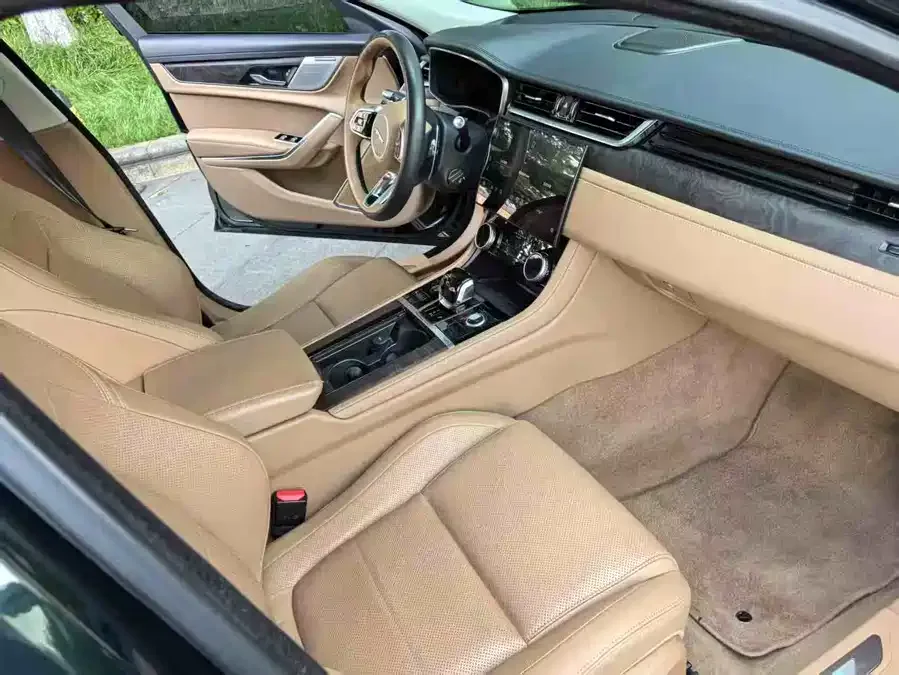 Jaguar XFL 2022 XFL 2.0T P250 2WD Exclusive Luxury Edition 2022 — миниатюра 2