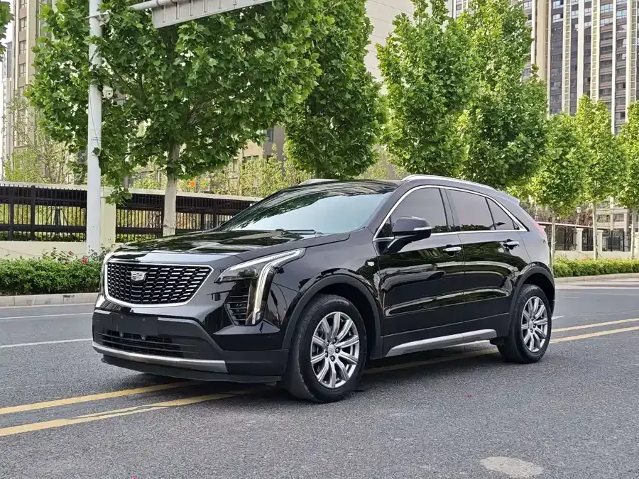 Cadillac XT4 2022 28T two-wheel drive luxury model 2023 — фото 1, купить с доставкой в Москву