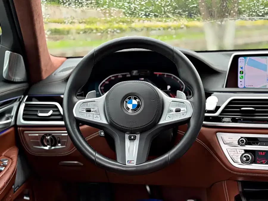 BMW 7 Series BMW 7 Series 2021 740Li xDrive Executive M Sport Package 2022 — миниатюра 3