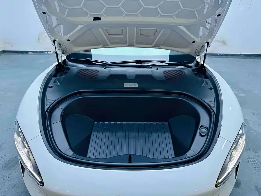 Xiaomi SU7 Xiaomi SU7 2024 rear-wheel drive long-range smart driving version 2025 — миниатюра 3