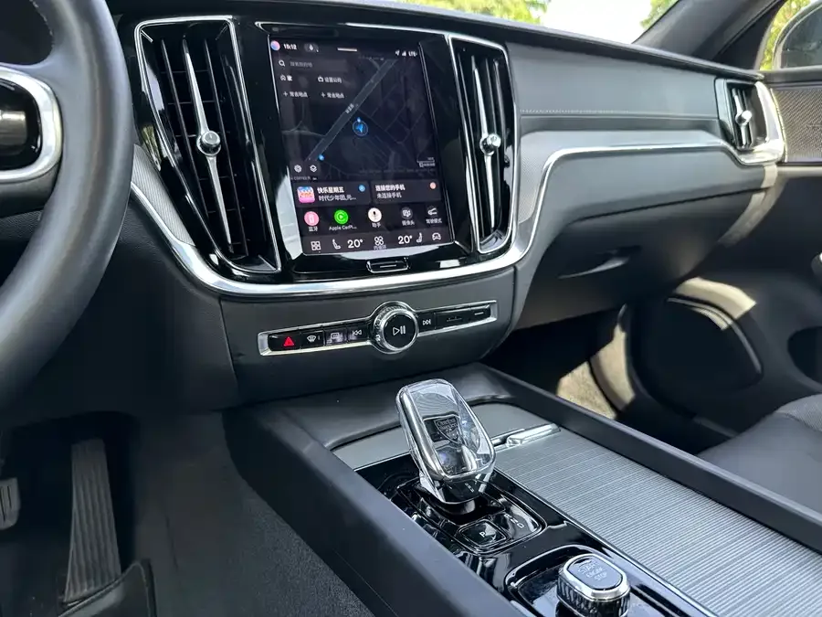 Volvo S60 2024 B5 Smart Sports Edition 2024 — миниатюра 5