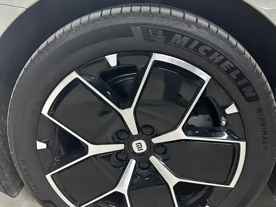 Xiaomi SU7 Xiaomi SU7 2024 rear-wheel drive long-range smart driving version 2025 — миниатюра 4
