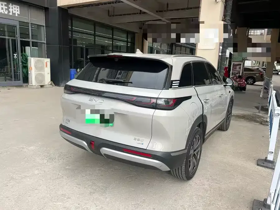 BYD Sea Lion 07 DM-i Sea Lion 07 DM-i 2025 150 Pilot+ Edition 2025 — миниатюра 3