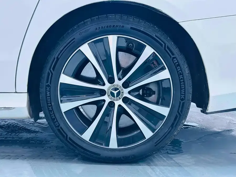 Mercedes-Benz E-class new energy Mercedes-Benz E-Class New Energy 2022 E 350 e L Plug-in Hybrid Sports Sedan 2022 — миниатюра 4
