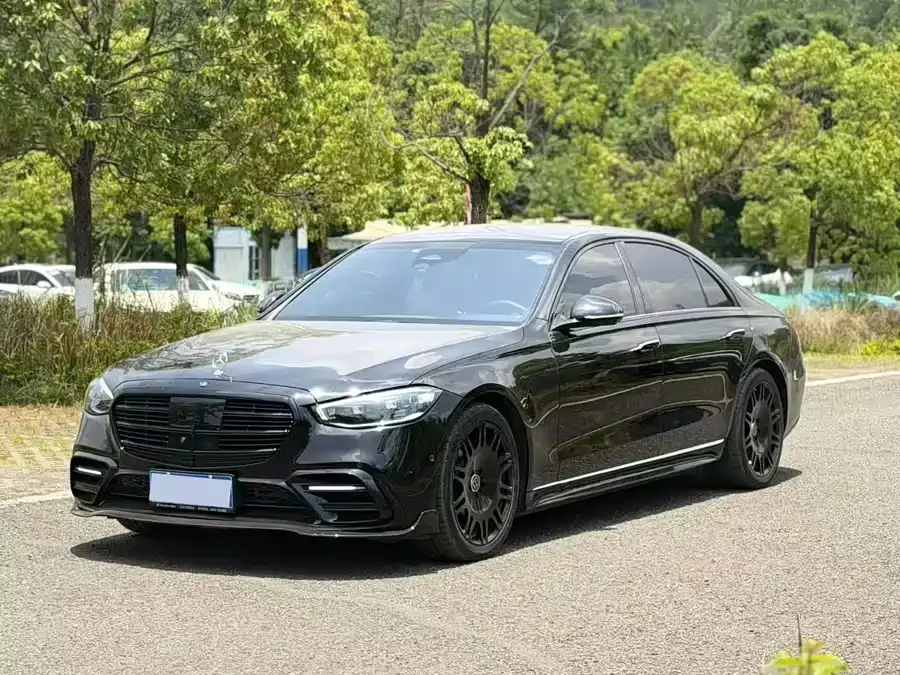 Mercedes-Benz S-Класс 2024