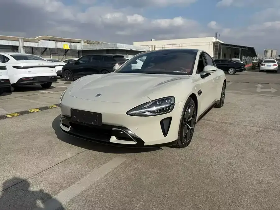 Xiaomi SU7 Xiaomi SU7 2024 rear-wheel drive long-range smart driving version 2025 — фото 1, купить с доставкой в Москву