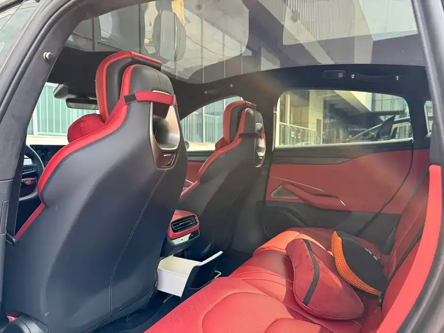 Xiaomi SU7 Xiaomi SU7 2024 four-wheel drive ultra-long battery life high-end intelligent driving Max version 2024 — миниатюра 4