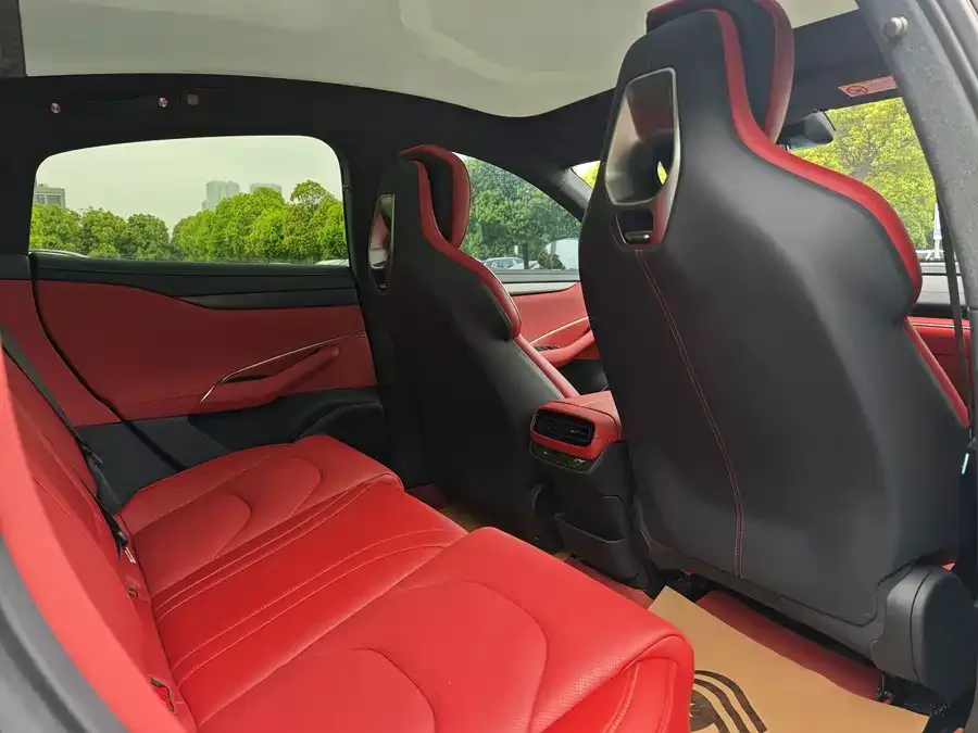 Xiaomi SU7 Xiaomi SU7 2024 rear-wheel drive long-range smart driving version 2025 — миниатюра 5
