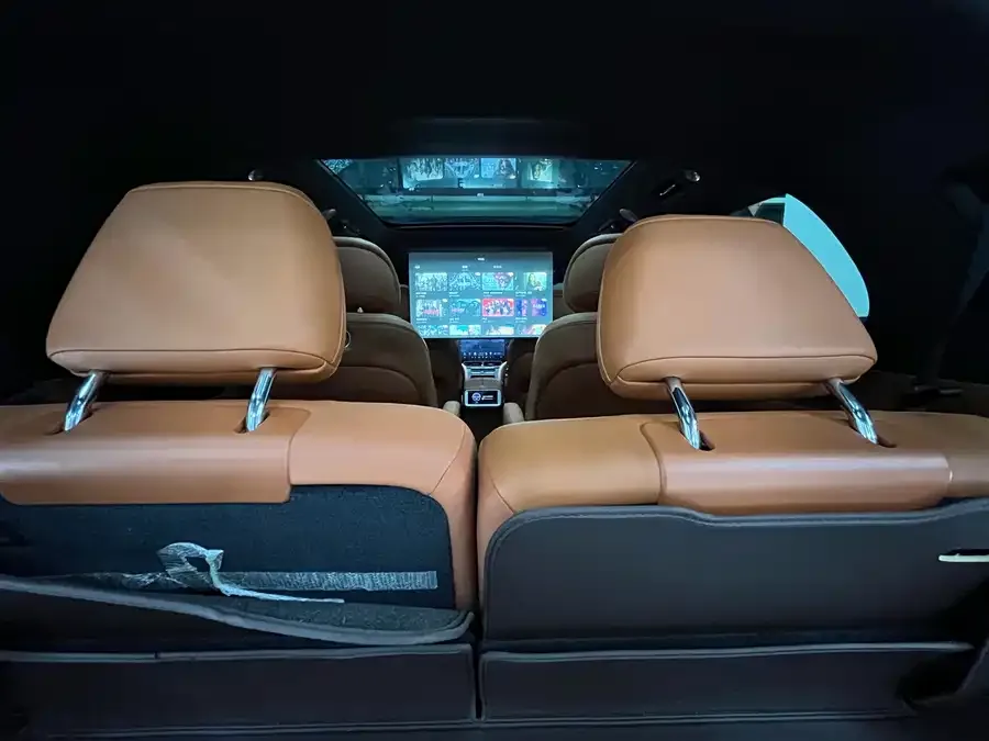 AITO M9 Wenjie M9 2025 Extended Range Ultra Edition 52kWh 6-Seat Version (192-line LiDAR) 2025 — миниатюра 3