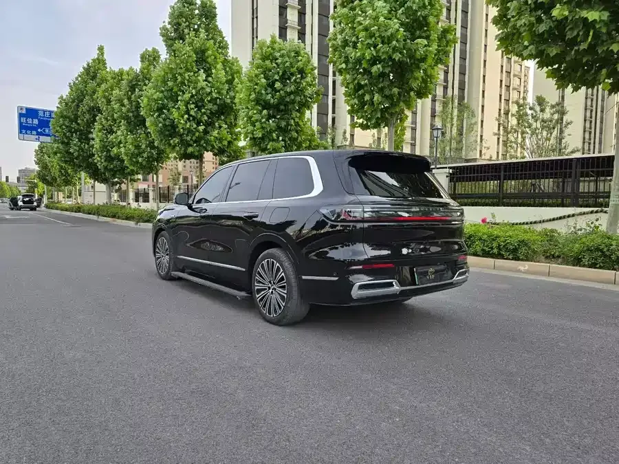 Geely Galaxy M9 Galaxy M9 2025 210km/h AWD Navigator Edition 2025 — миниатюра 4