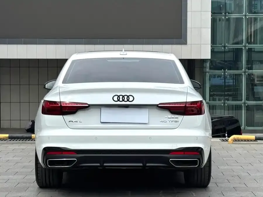 Audi a4 l 2024 40 TFSI luxury and dynamic model 2023 — миниатюра 3