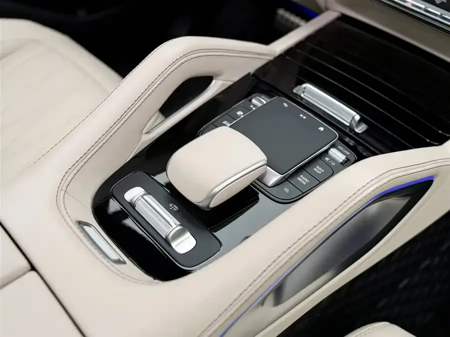 Mercedes-Benz GLS AMG Mercedes-Benz GLS AMG 2024 AMG GLS 63 4MATIC+ 2025 — миниатюра 5