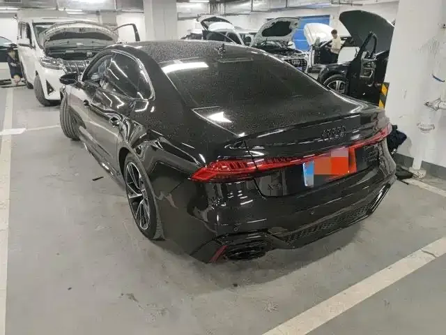 Audi A7L 2024 45TFSI S-line Dream Flow Crystal Set 2023 — миниатюра 5