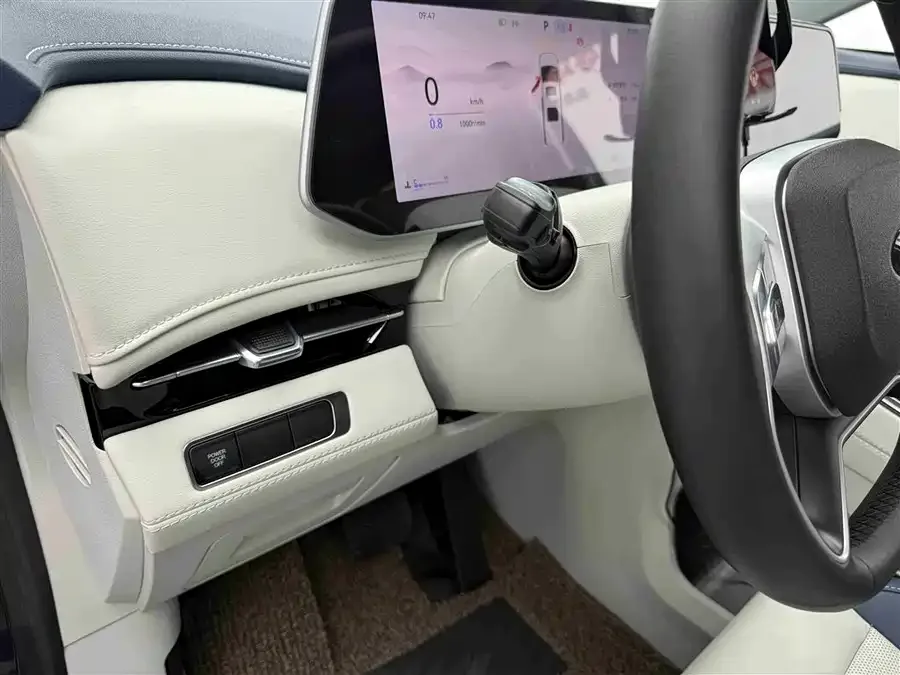 JAC Refine Refine RF8 Refine RF8 2024 Zhiling Edition 2.0T Premium Edition 2024 — миниатюра 2