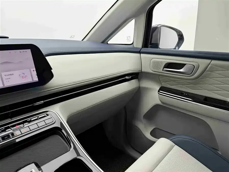 JAC Refine Refine RF8 Refine RF8 2024 Zhiling Edition 2.0T Premium Edition 2024 — миниатюра 4