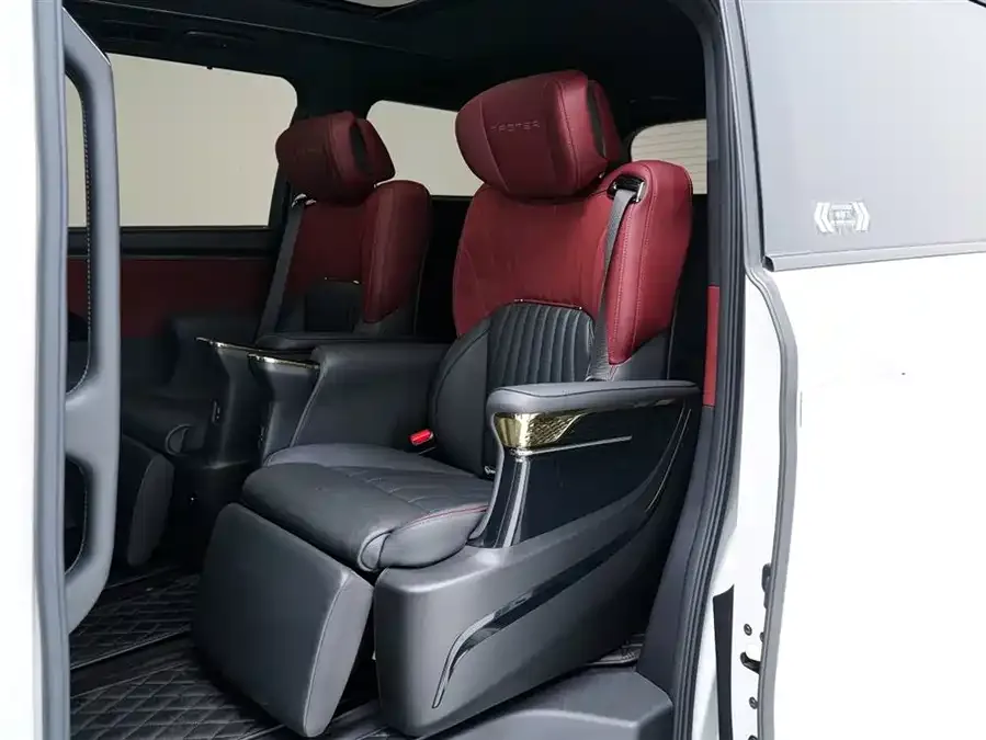 GAC Trumpchi M8 Trumpchi M8 2024 Grandmaster Series 400T Pioneer Edition 2024 — миниатюра 4