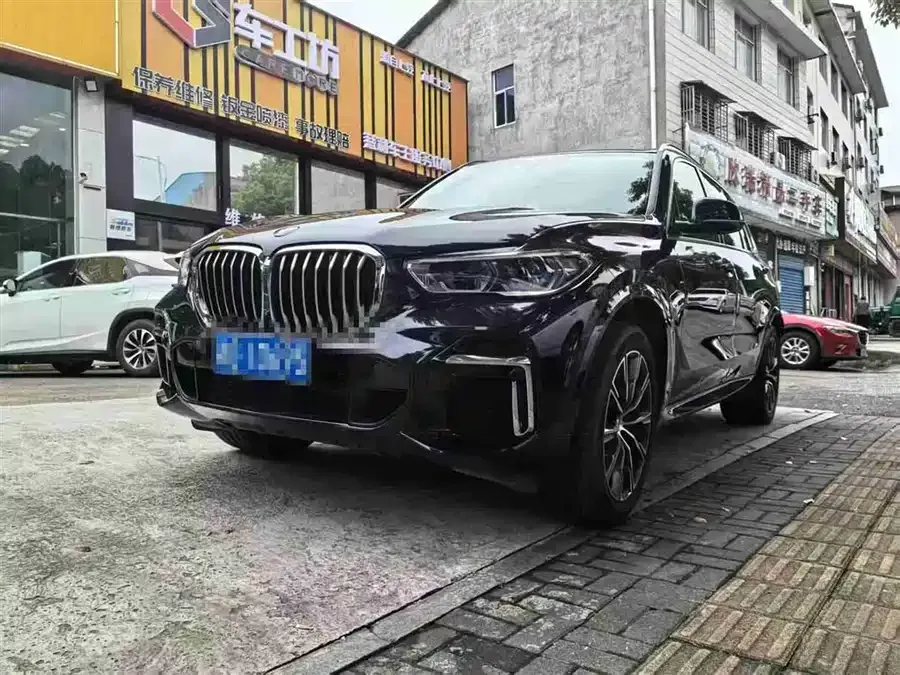 BMW X5 2023