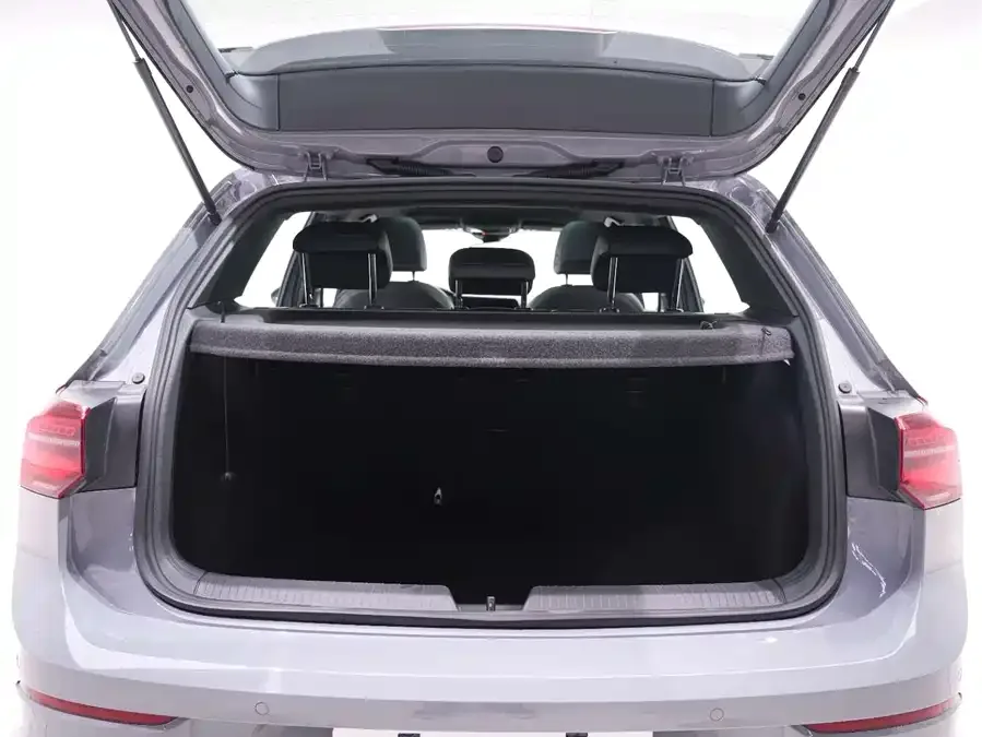 Volkswagen Golf Golf 2021 280TSI DSG R-Line 2022 — миниатюра 5