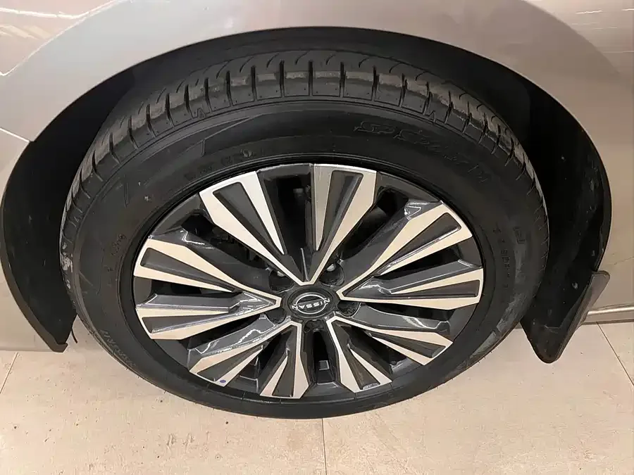 Nissan Altima 2022 Teana 2.0L XL-TLS Enjoy Edition 2023 — миниатюра 2