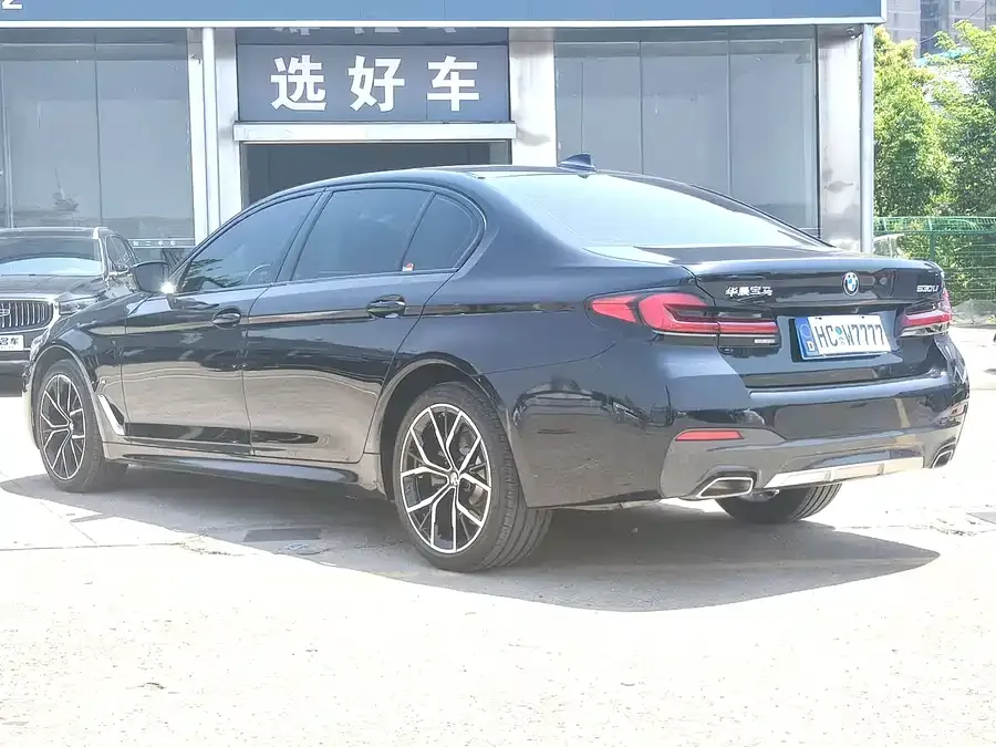 BMW 5 Series BMW 5 Series 2023 530Li Exclusive M Sport Package 2023 — миниатюра 3