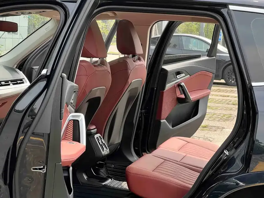 BMW X1 2026 sDrive25Li X Design Package 2026 — миниатюра 3