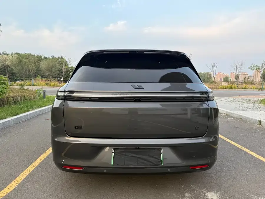 Li Xiang L7 Ideal L7 2023 Pro 2023 — миниатюра 5