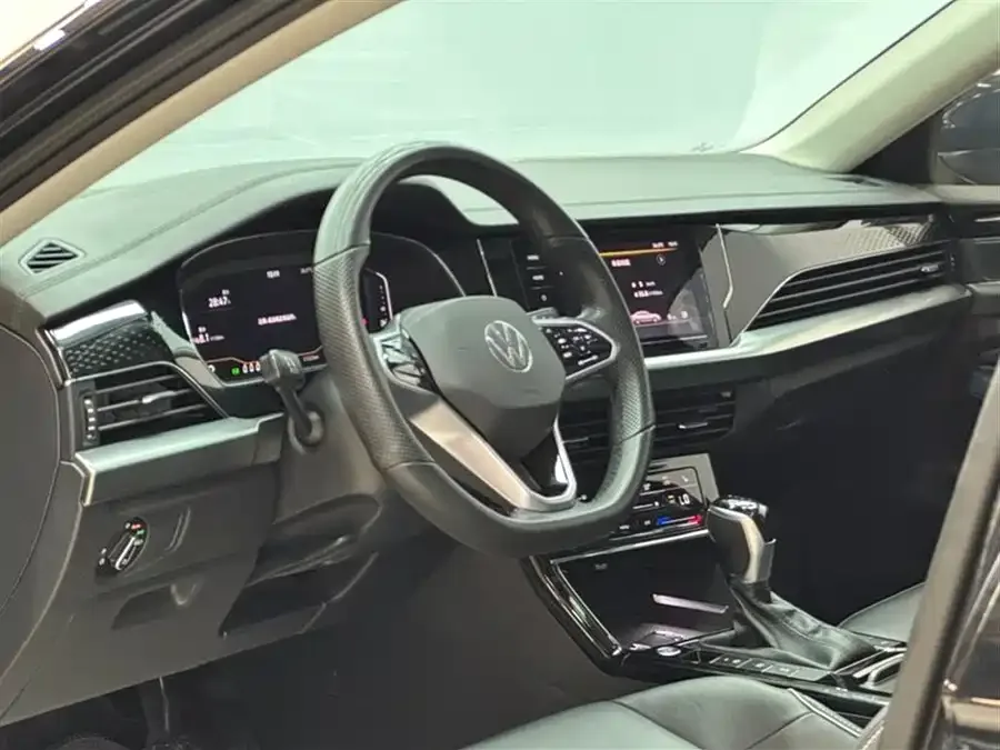 Volkswagen Passat Passat 2023 facelift 330TSI Elite Edition 2023 — миниатюра 2