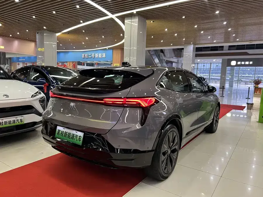 Buick E4 2023 GS Edition 2024 — миниатюра 5