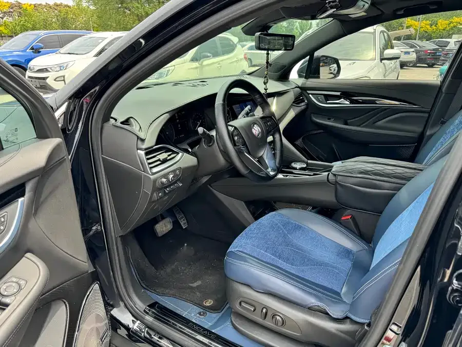 Buick Envision 2022 Angkeqi 652T 4WD flagship model 6 seats 2023 — миниатюра 3