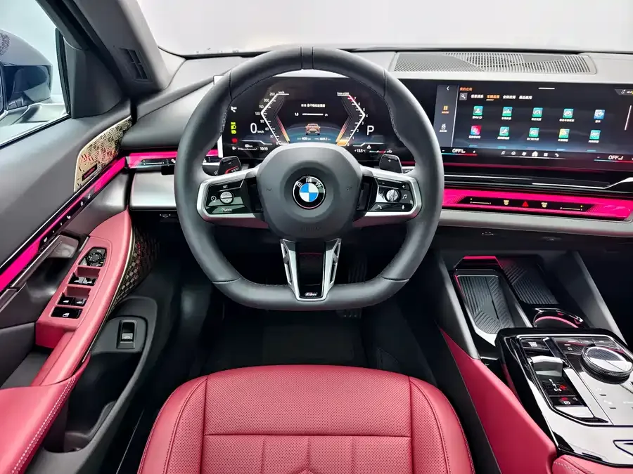 BMW 5 Series BMW 5 Series 2025 530Li Leading M Sport Package 2025 — миниатюра 2