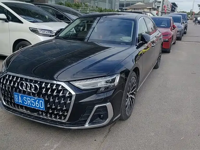 Audi A8 2024