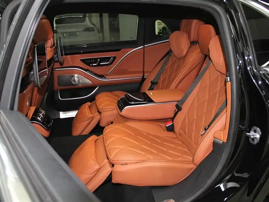 Mercedes-Benz Maybach S-Class Maybach S-Class 2023 S 480 4MATIC 2024 — миниатюра 3