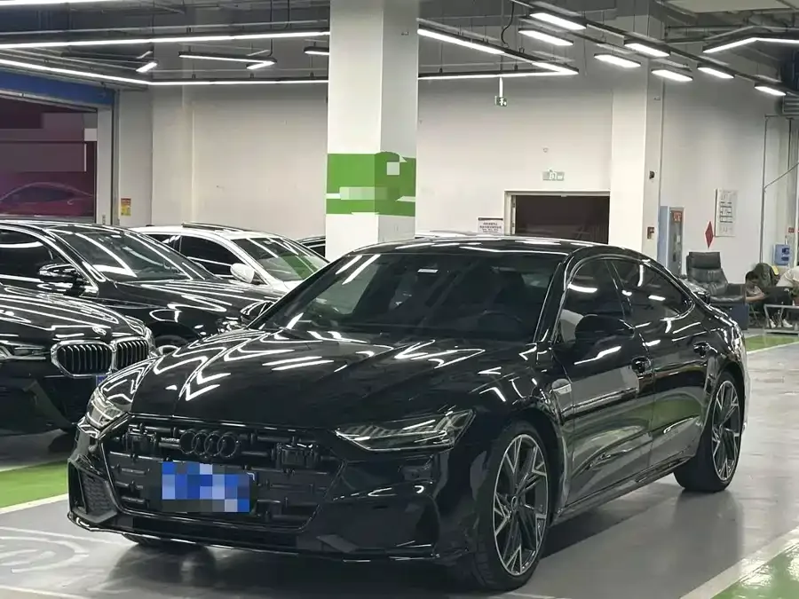 Audi A7L 2022 45 TFSI quattro S-line Black Warrior Edition 2022 — фото 1, купить с доставкой в Москву
