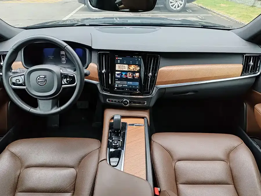Volvo S90 2024 B5 Luxury Edition 2024 — миниатюра 5