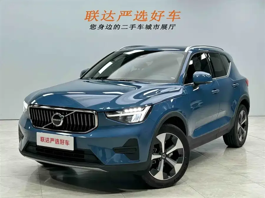 Volvo XC40 2023