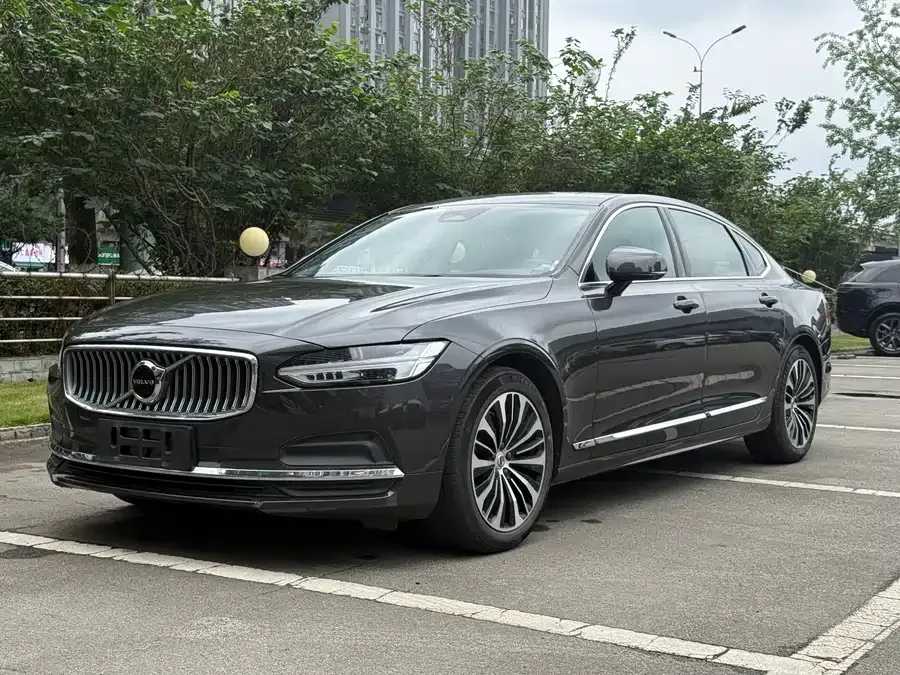 Volvo S90 2024