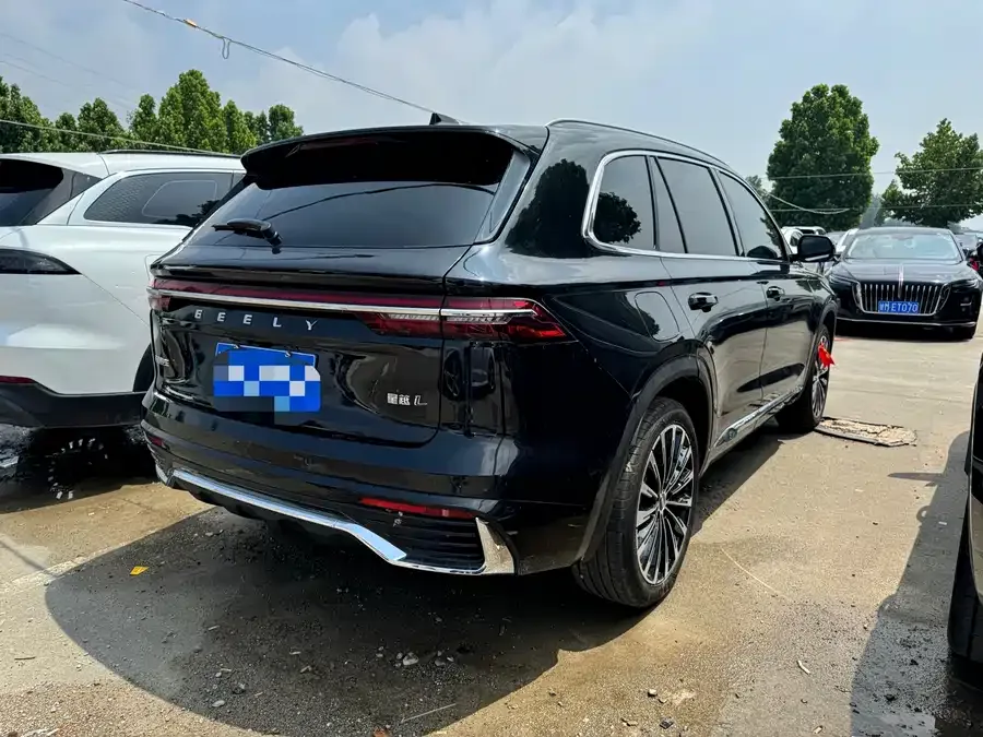 Geely Monjaro Xingyue L 2025 2.0TD Automatic Cloud Edition 2025 — миниатюра 3