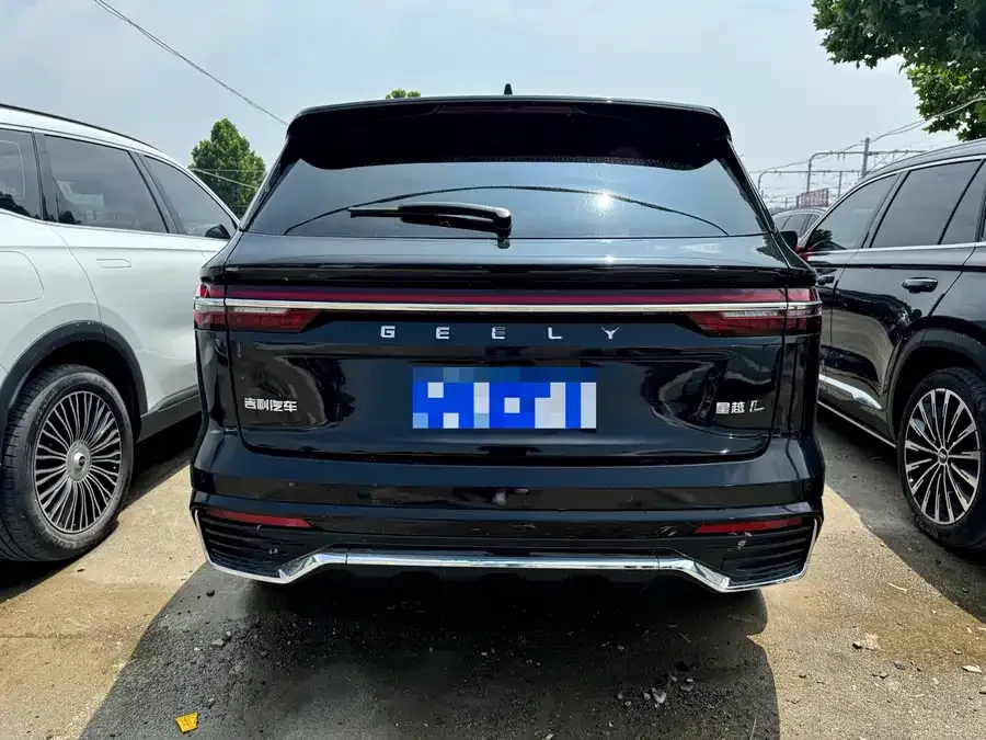 Geely Monjaro Xingyue L 2025 2.0TD Automatic Cloud Edition 2025 — миниатюра 5