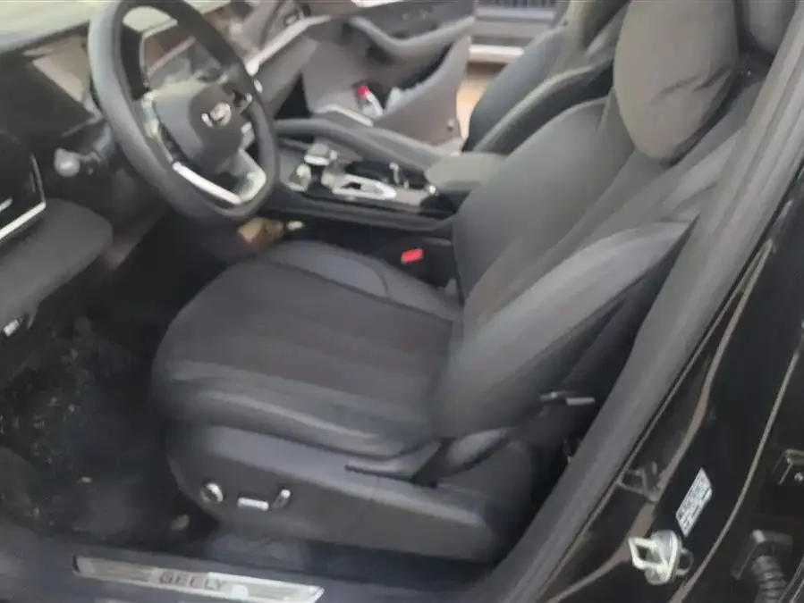 Geely Monjaro Xingyue L 2024 2.0TD High Power Automatic 2WD Skyline Edition 2024 — миниатюра 3
